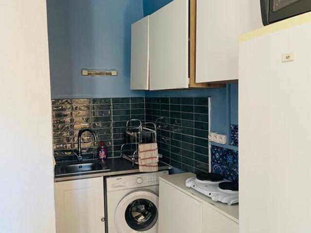 Appartement 1 pièce, 25 m² à louer à Nîmes 30000