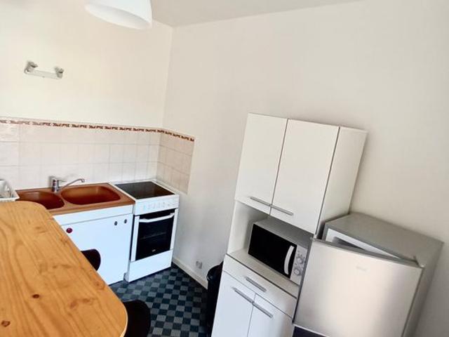 Appartement 1 pièce, 25 m² à louer à Auxerre 89000