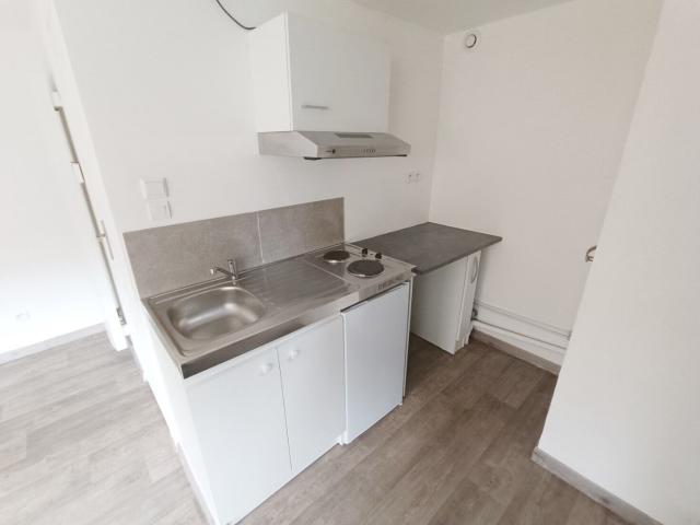 Appartement 1 pièce, 25 m² à louer à Amiens 80000