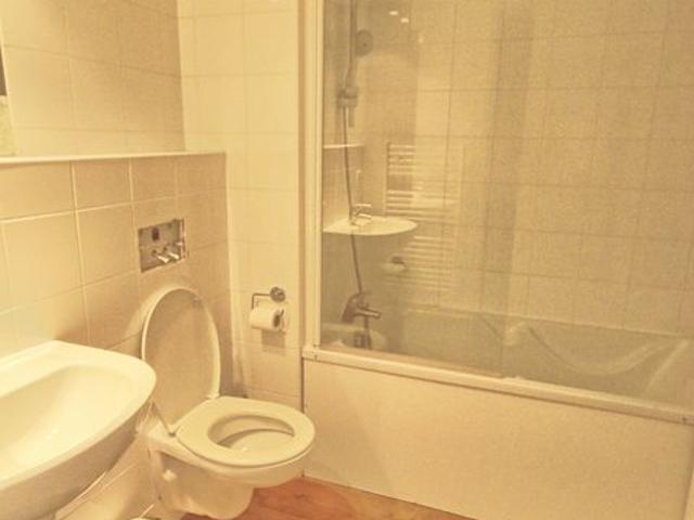 Appartement 1 pièce, 25 m² à louer à Antibes 06160