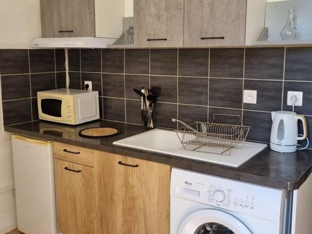 Appartement 1 pièce, 25 m² à louer à Arles 13104