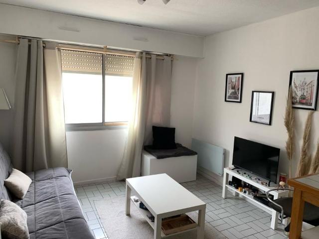 Appartement 1 pièce, 25 m² à louer à Bordeaux 33000