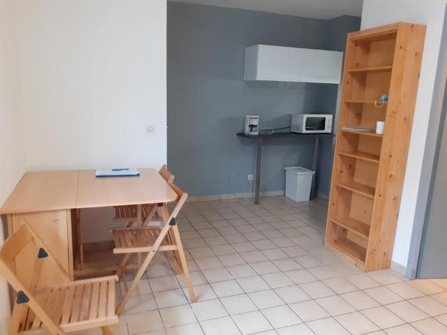 Appartement 1 pièce, 25 m² à louer à Grenoble 38000