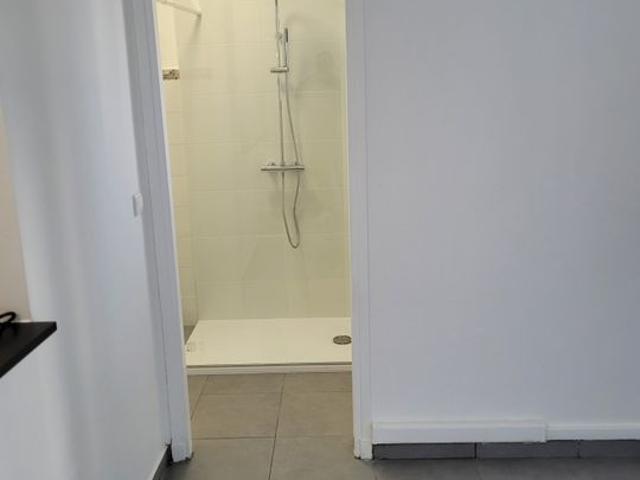 Appartement 1 pièce, 25 m² à louer à Le Cannet 06110