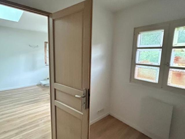 Appartement 1 pièce, 25 m² à louer à Lille 59000