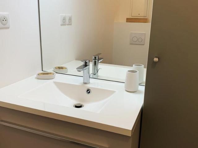 Appartement 1 pièce, 25 m² à louer à Puteaux 92800