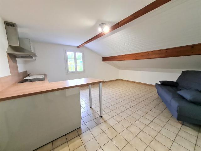 Appartement 1 pièce, 25 m² à louer à Saint Palais 64120
