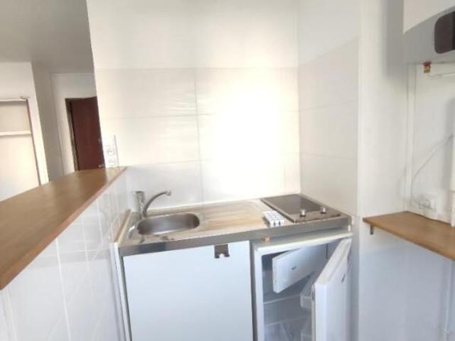 Appartement 1 pièce, 25 m² à louer à Talence 33400