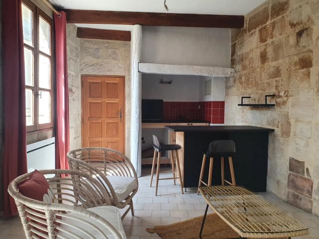 Appartement 1 pièce, 25 m² à louer à Uzès 30700