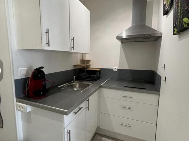 Appartement 1 pièce, 26 m² à louer à Nice 06000