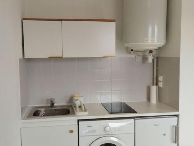 Appartement 1 pièce, 26 m² à louer à Nîmes 30000