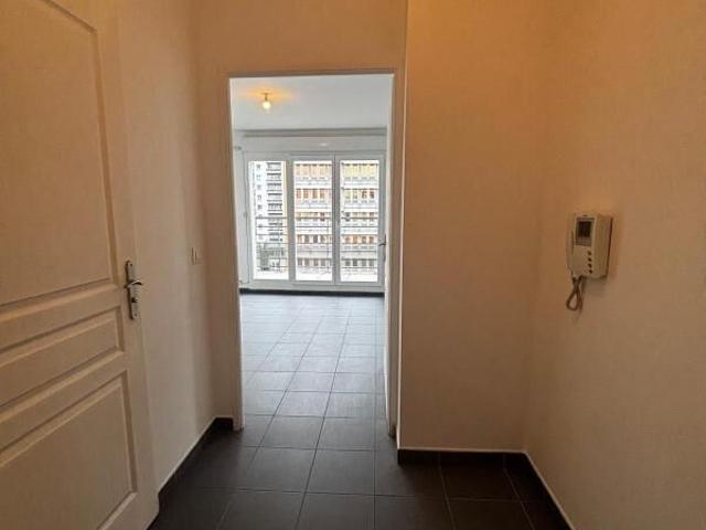 Appartement 1 pièce, 26 m² à louer à Choisy le Roi 94600