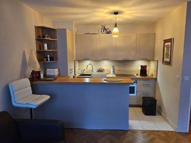 Appartement 1 pièce, 26 m² à louer à Courbevoie 92400