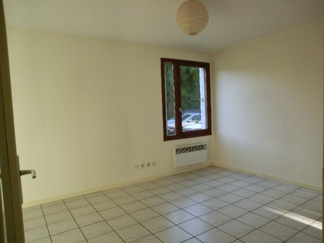 Appartement 1 pièce, 26 m² à louer à Gières 38610