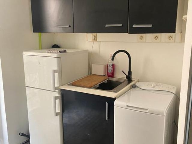 Appartement 1 pièce, 26 m² à louer à Paris 18 75018