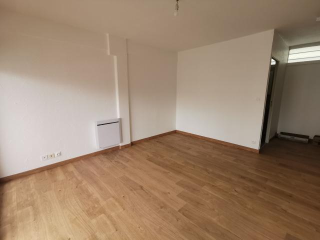 Appartement 1 pièce, 26 m² à louer à Saint Nazaire 44600