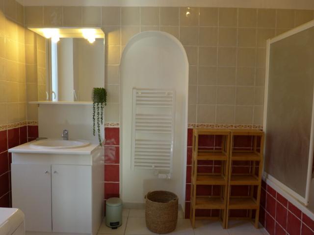 Appartement 1 pièce, 26 m² à louer à Saint Paul Trois Châteaux 26130