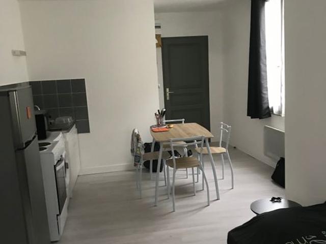 Appartement 1 pièce, 26 m² à louer à Sens 89100
