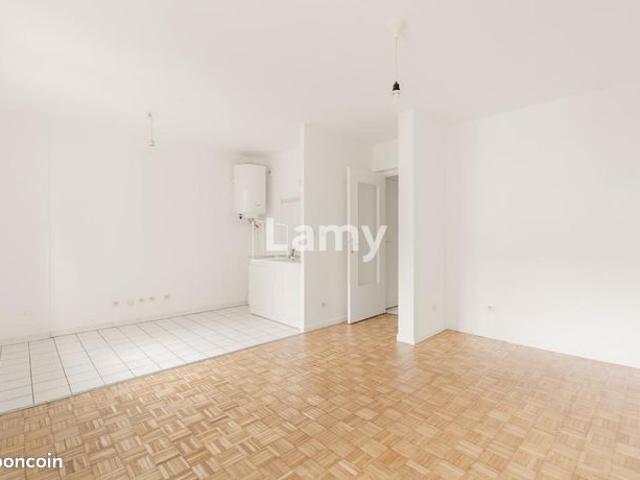 Appartement 1 pièce 27 m²