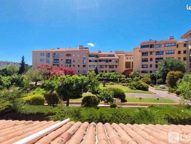 Studio 1 pièce 27 m²
