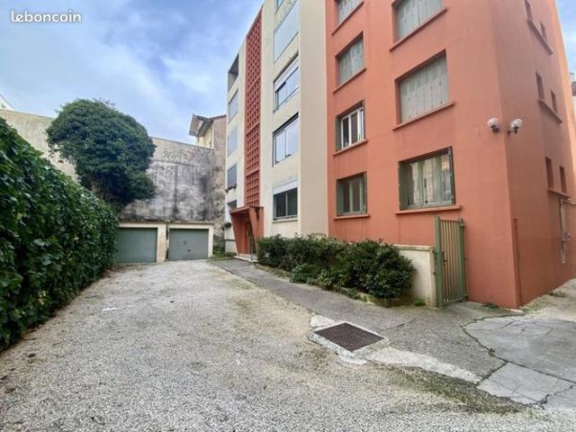 Appartement 1 pièce 27 m²