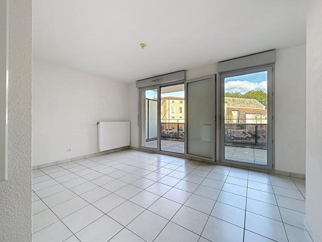 Appartement 1 pièce, 27 m² à louer à Montélimar 26200