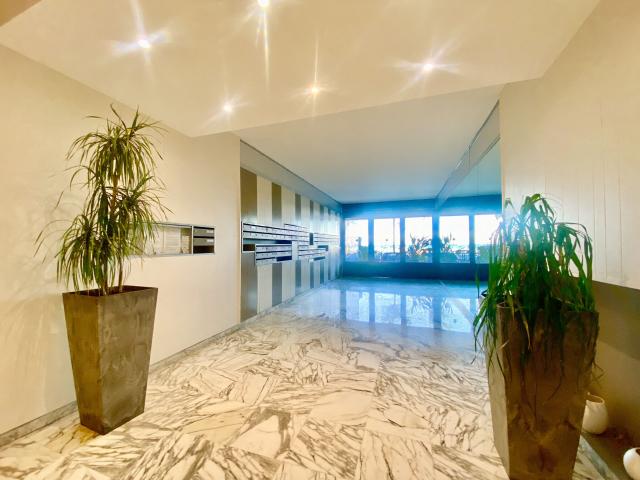 Appartement 1 pièce, 27 m² à louer à Nice 06200