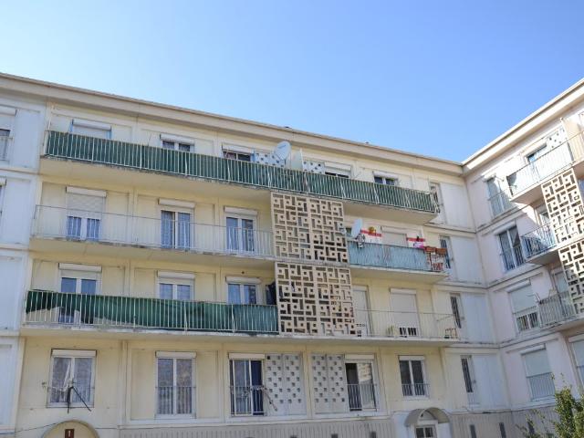 Appartement 1 pièce, 27 m² à louer à Avignon 84000
