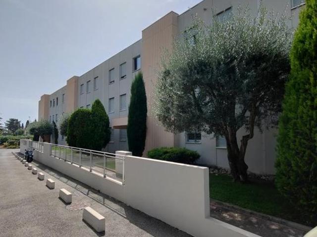 Appartement 1 pièce, 27 m² à louer à Antibes 06160
