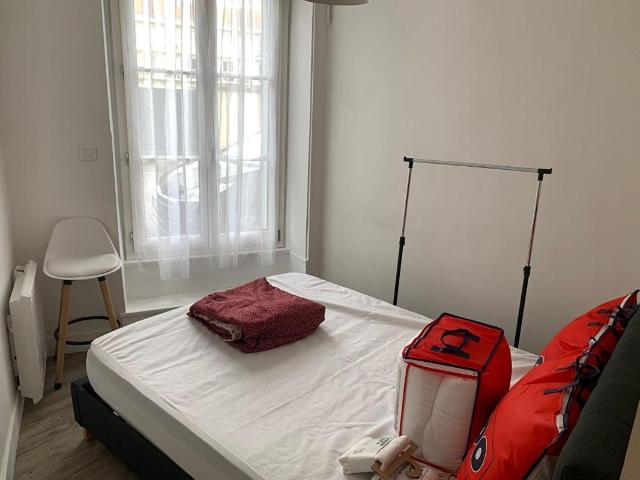 Appartement 1 pièce, 27 m² à louer à Clermont Ferrand 63100