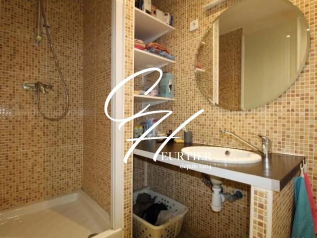 Appartement 1 pièce, 27 m² à louer à Échirolles 38130