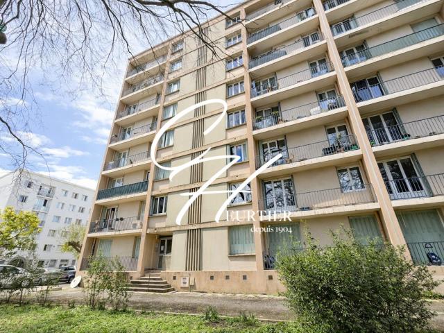 Appartement 1 pièce, 27 m² à louer à Grenoble 38100