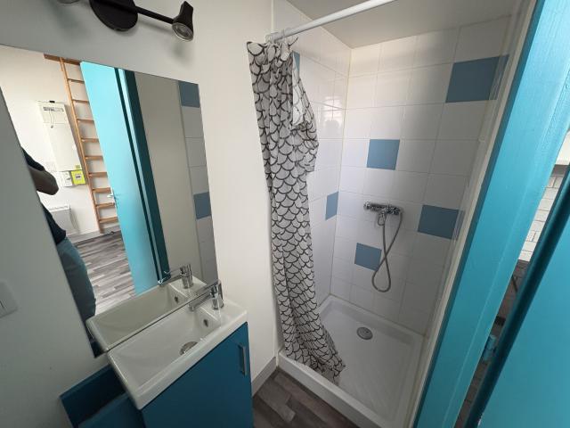 Appartement 1 pièce, 27 m² à louer à Lons le Saunier 39000