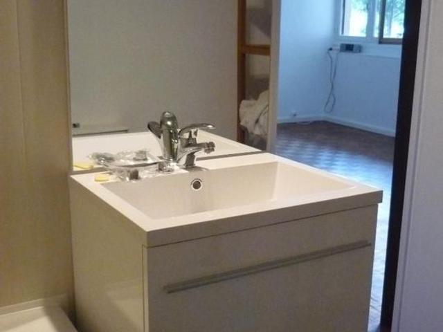 Appartement 1 pièce, 27 m² à louer à Paris 18 75018
