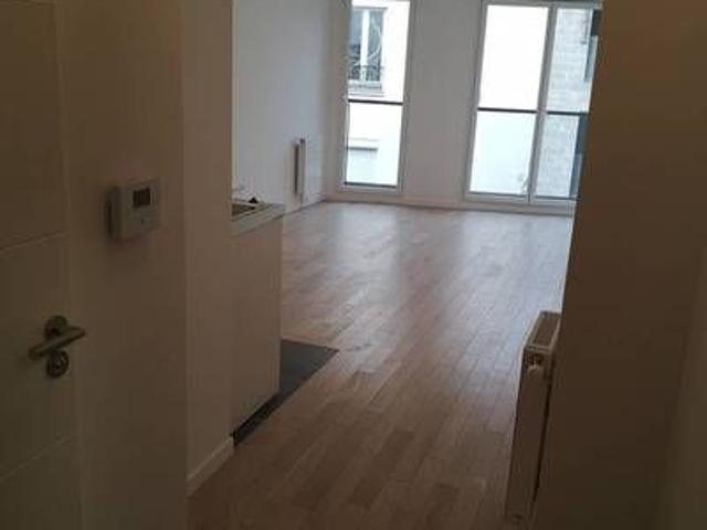 Appartement 1 pièce, 27 m² à louer à Paris 20 75020