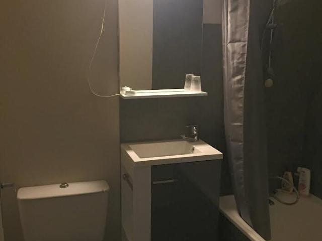 Appartement 1 pièce, 27 m² à louer à Reims 51100