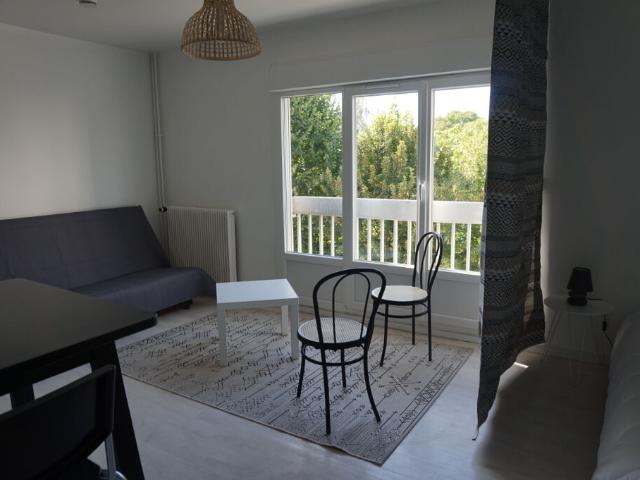 Appartement 1 pièce, 27 m² à louer à Reims 51100