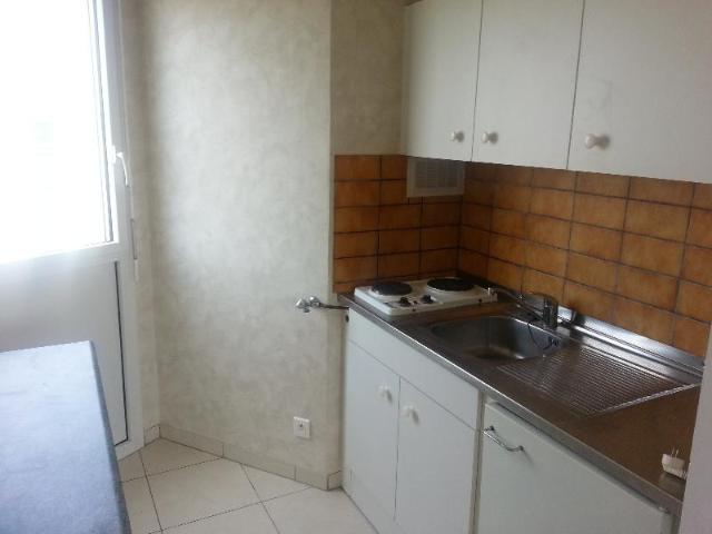 Appartement 1 pièce, 27 m² à louer à Talence 33400