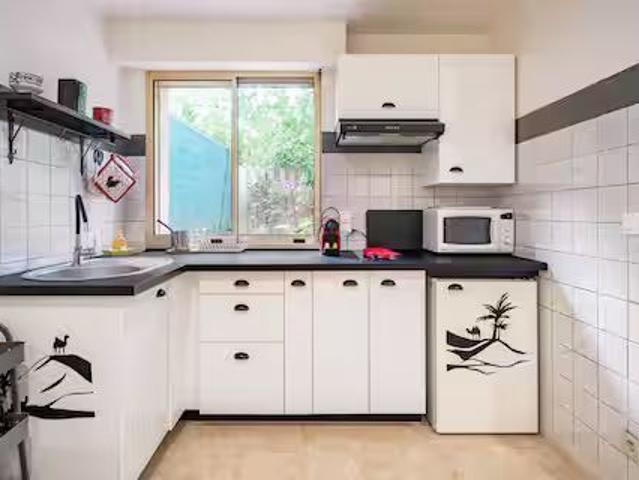 Appartement 1 pièce, 27 m² à louer à Toulon 83000