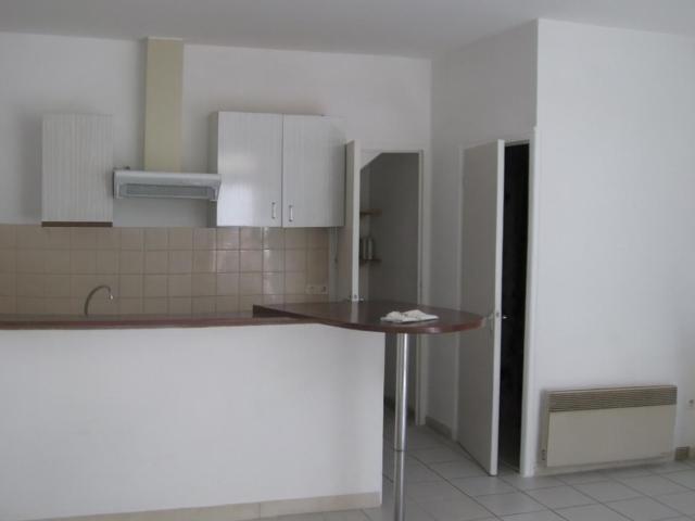 Appartement 1 pièce 27 m² GRANE 26400
