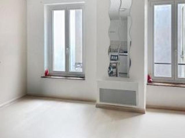 Appartement 1 pièce 27.86 m²