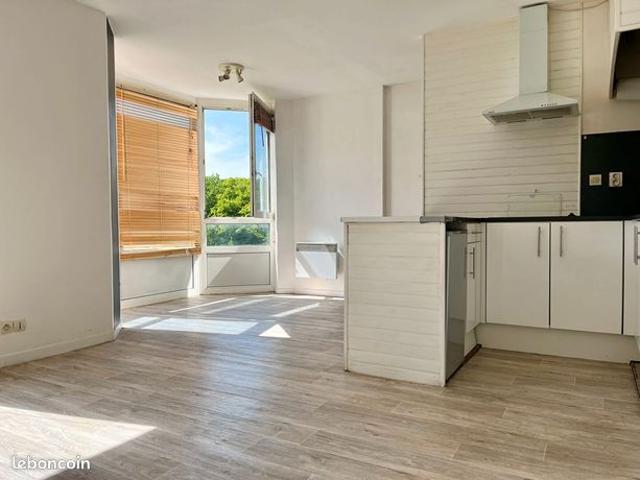 Appartement 1 pièce 28 m²