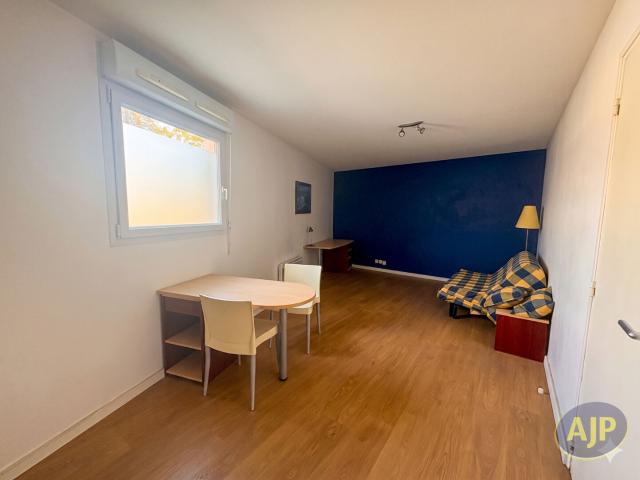 Appartement 1 pièce, 28 m² à louer à Nantes 44100