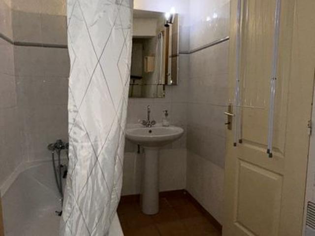 Appartement 1 pièce, 28 m² à louer à Aix en Provence 13080