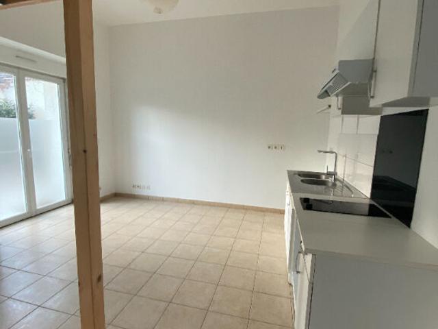 Appartement 1 pièce, 28 m² à louer à Ballainvilliers 91160