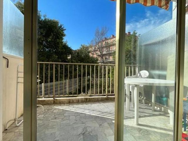 Appartement 1 pièce, 28 m² à louer à Cannes 06150