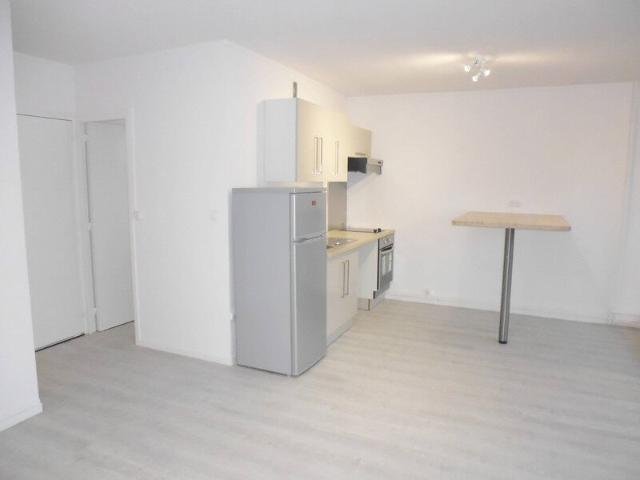 Appartement 1 pièce, 28 m² à louer à Chamalières 63400