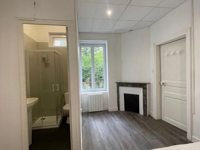 Appartement 1 pièce, 28 m² à louer à Clermont Ferrand 63000