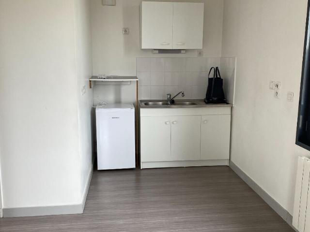 Appartement 1 pièce, 28 m² à louer à Évreux 27000