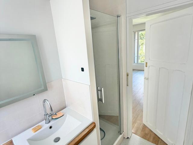 Appartement 1 pièce, 28 m² à louer à Paris 16 75016